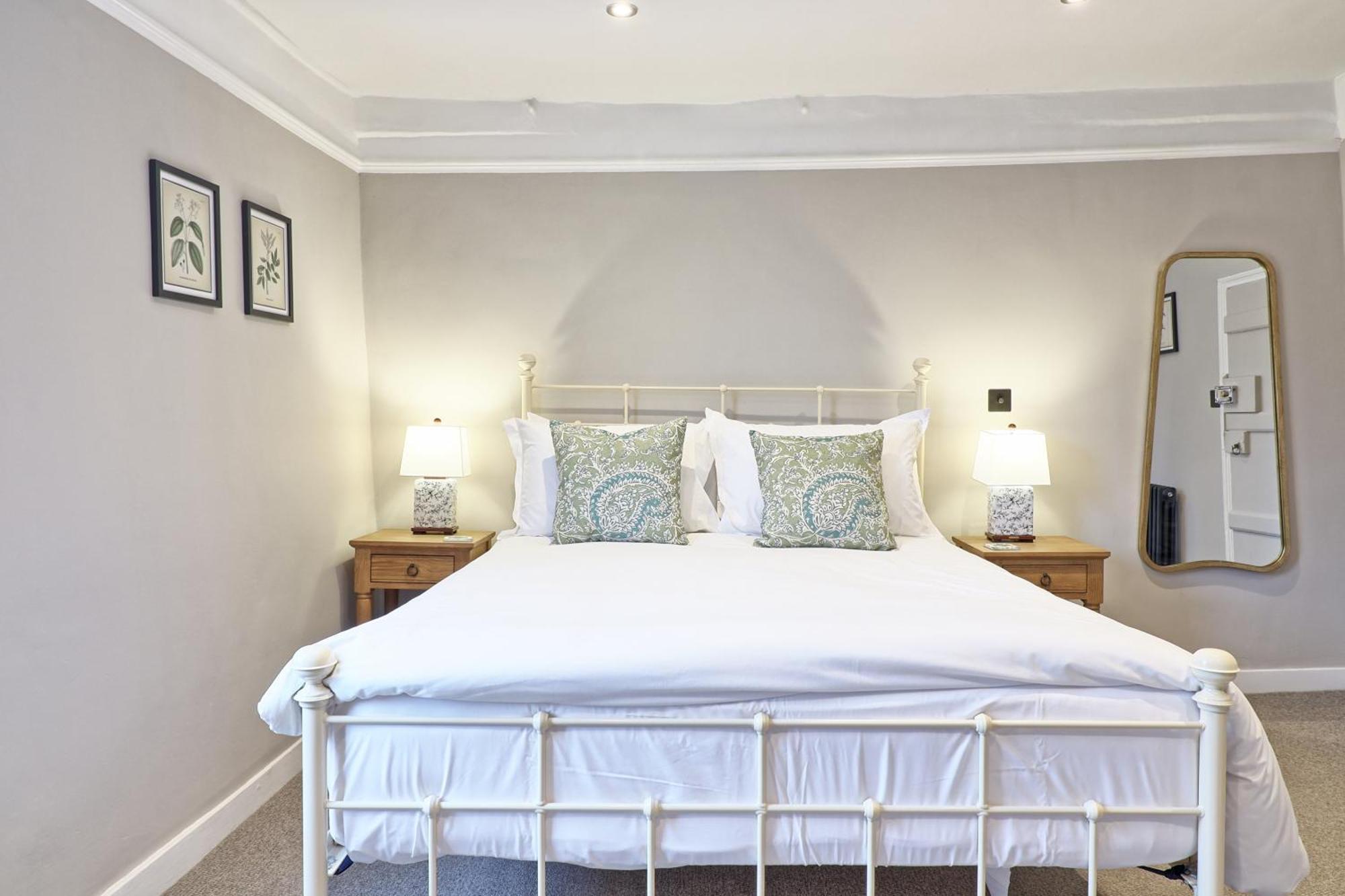 Ranfield'S Brasserie Hotel Rooms Coggeshall Dış mekan fotoğraf