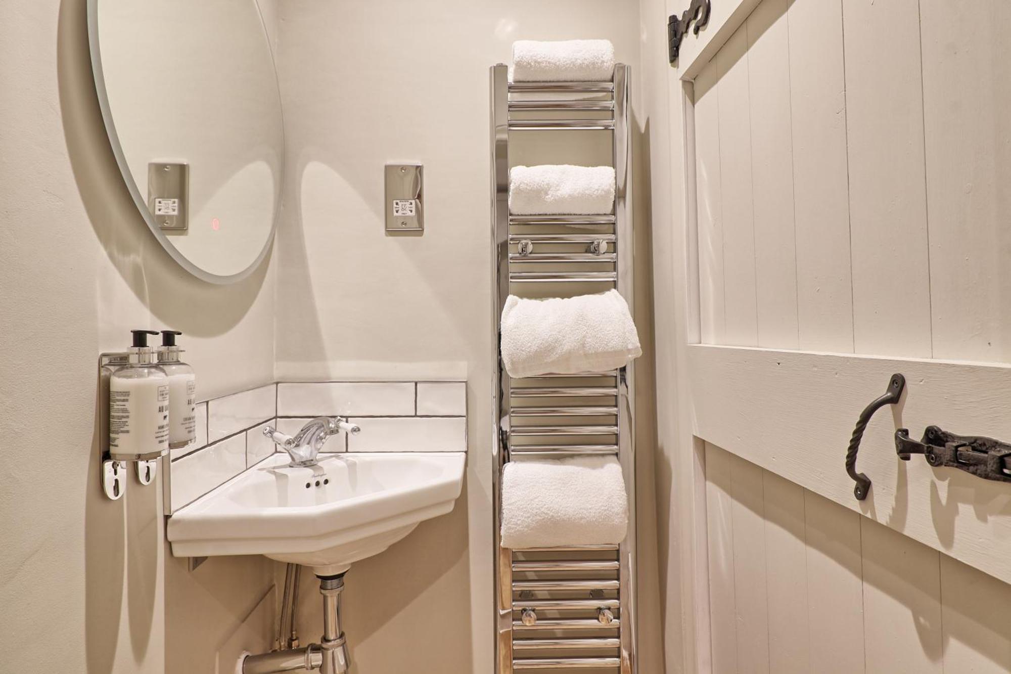 Ranfield'S Brasserie Hotel Rooms Coggeshall Dış mekan fotoğraf