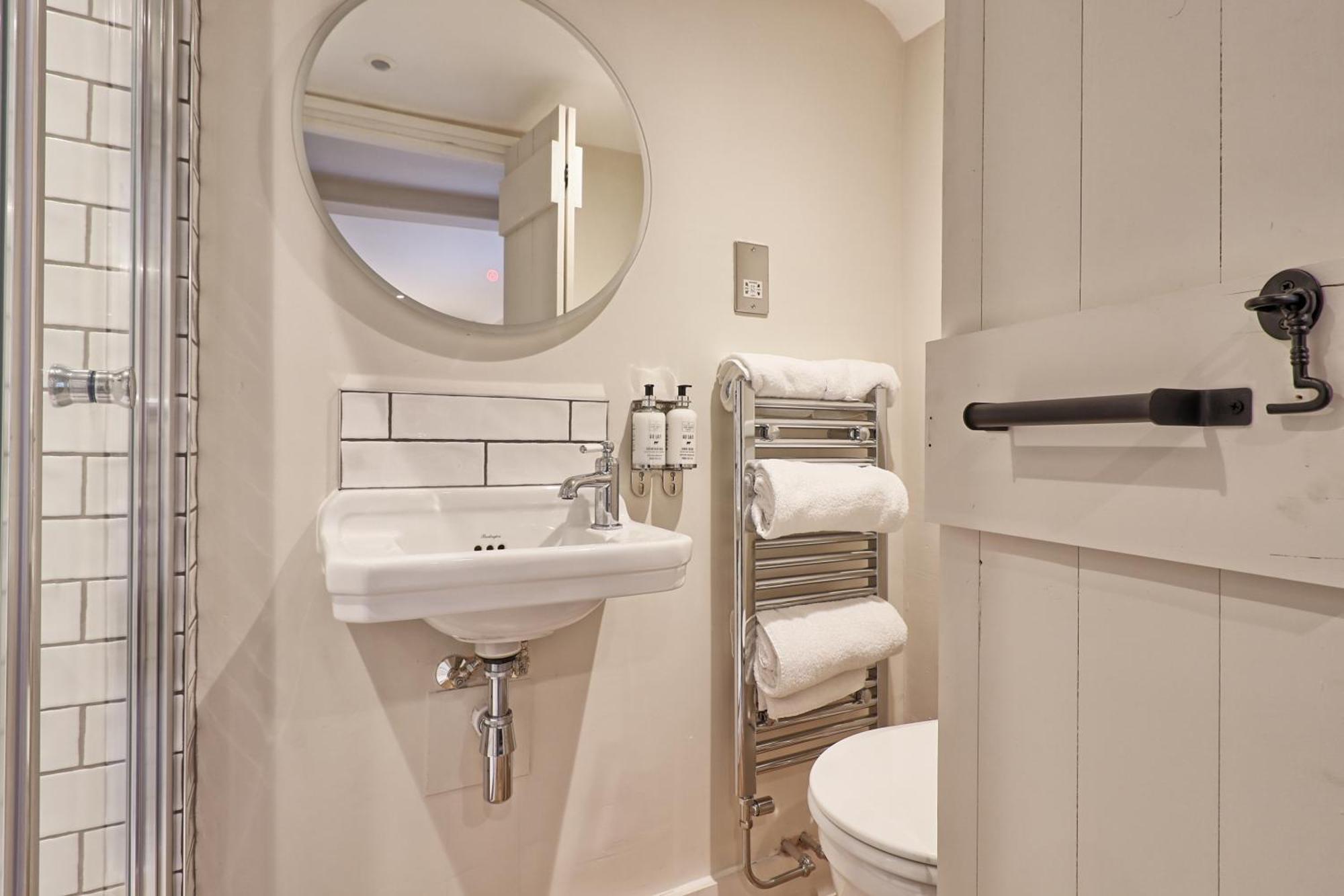 Ranfield'S Brasserie Hotel Rooms Coggeshall Dış mekan fotoğraf