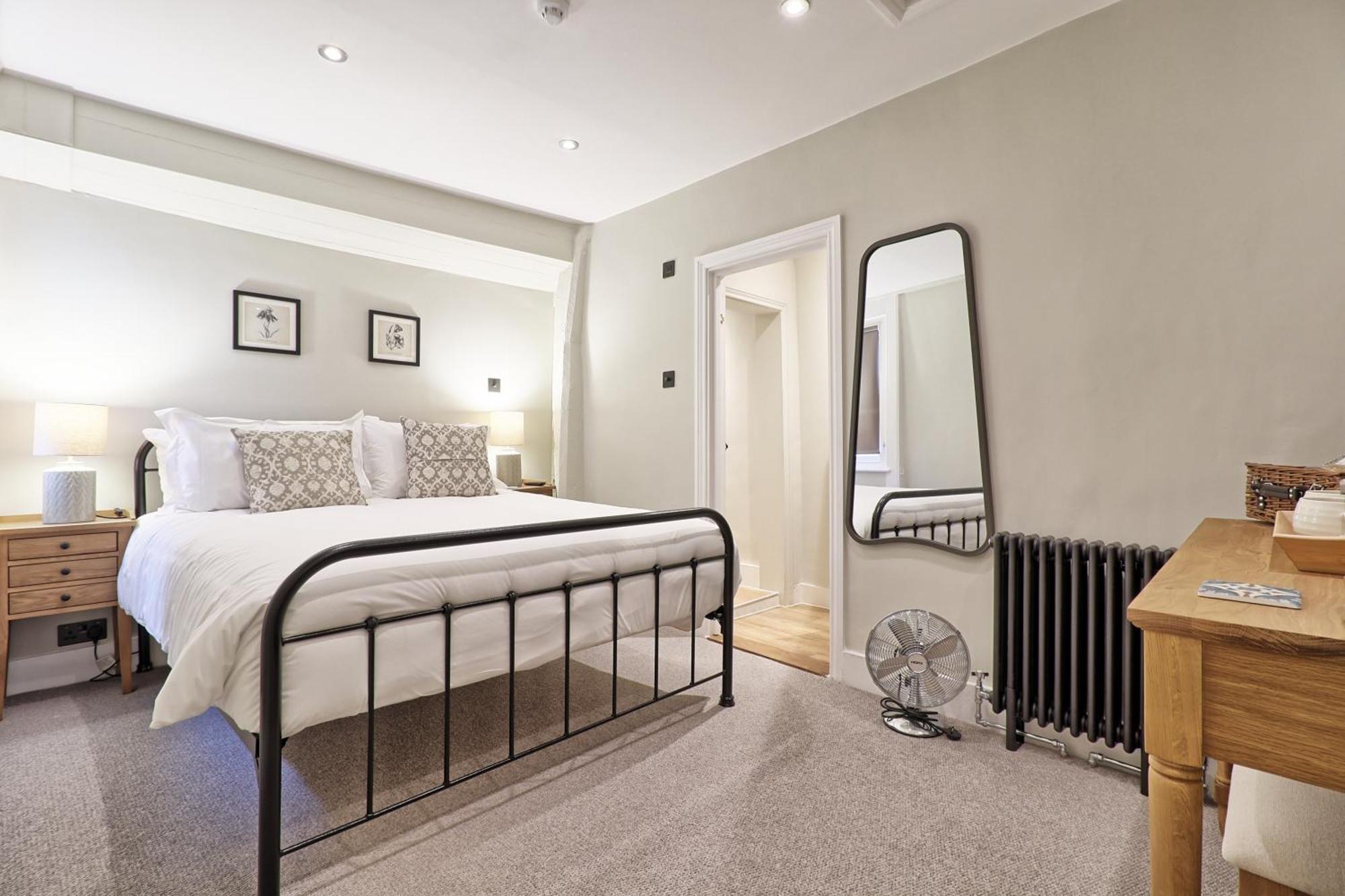 Ranfield'S Brasserie Hotel Rooms Coggeshall Dış mekan fotoğraf